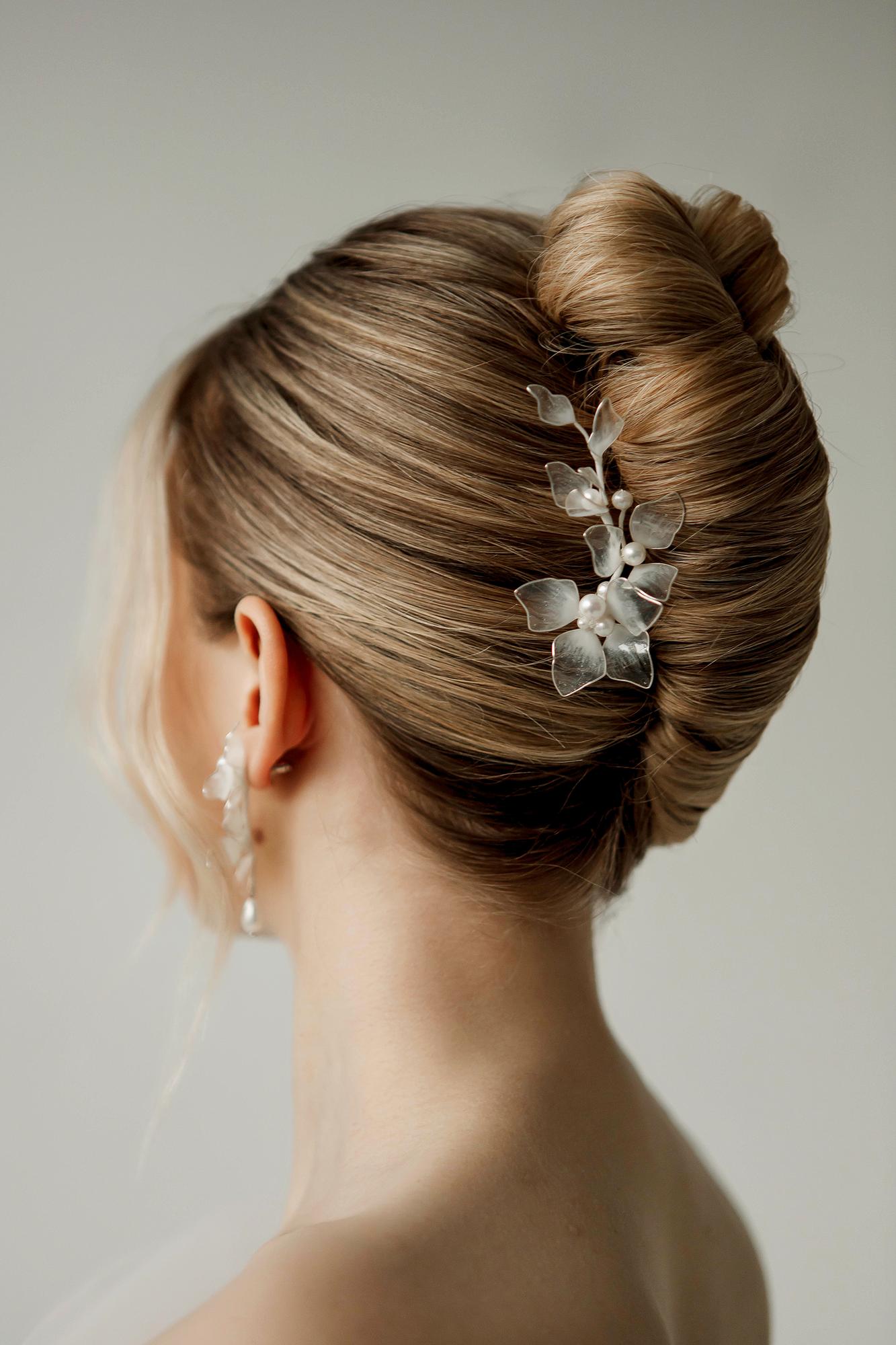 шпилька в прическу свадебная,  свадебные прически со шпильками, шпилька в прическу купить, свадебные украшения для волос, свадебный аксессуар, свадебные украшения на голову, украшения для невесты, свадебные украшения для невесты, украшения невесты купить,  украшения невесты фото, украшение на голову для невесты, бижутерия невеста,  свадебный бижутерия,  бижутерия интернет магазин,  украшения ручной работы купить,  украшения ручной работы,  авторские украшения ручной работы