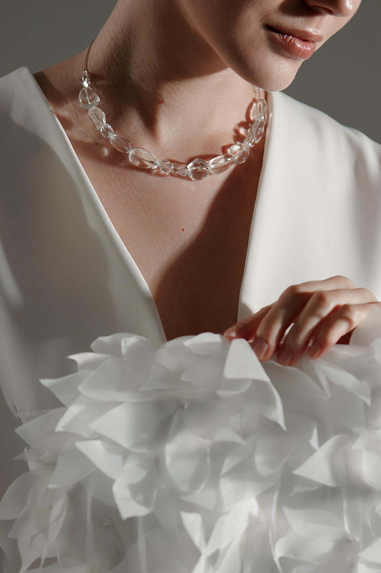 свадебное колье, колье на свадьбу, колье из хрусталя, колье для невесты, свадебные украшения, свадебные украшения на шею, ожерелье на свадьбу, ожерелье из хрусталя