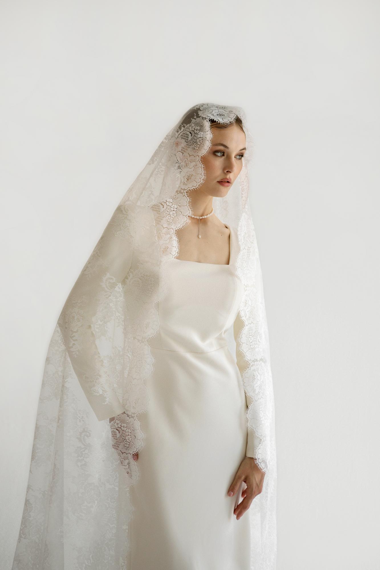 фата испанка, свадебная фата, фата кружевная спб, фата купить спб, классическая фата, фата с кружевом, модная фата 2026, стильная фата для невест 2026