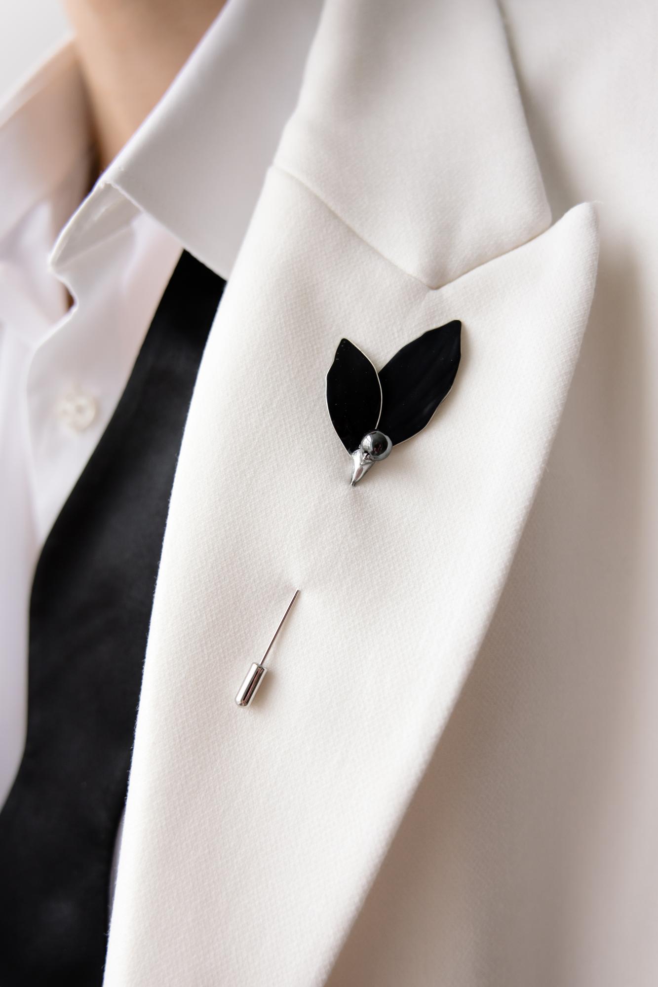 брошь ручной работы купить, брошь бутоньерка, женская брошь, мужская брошь на свадьбу, брошь цветок, бутоньерка жениха черная