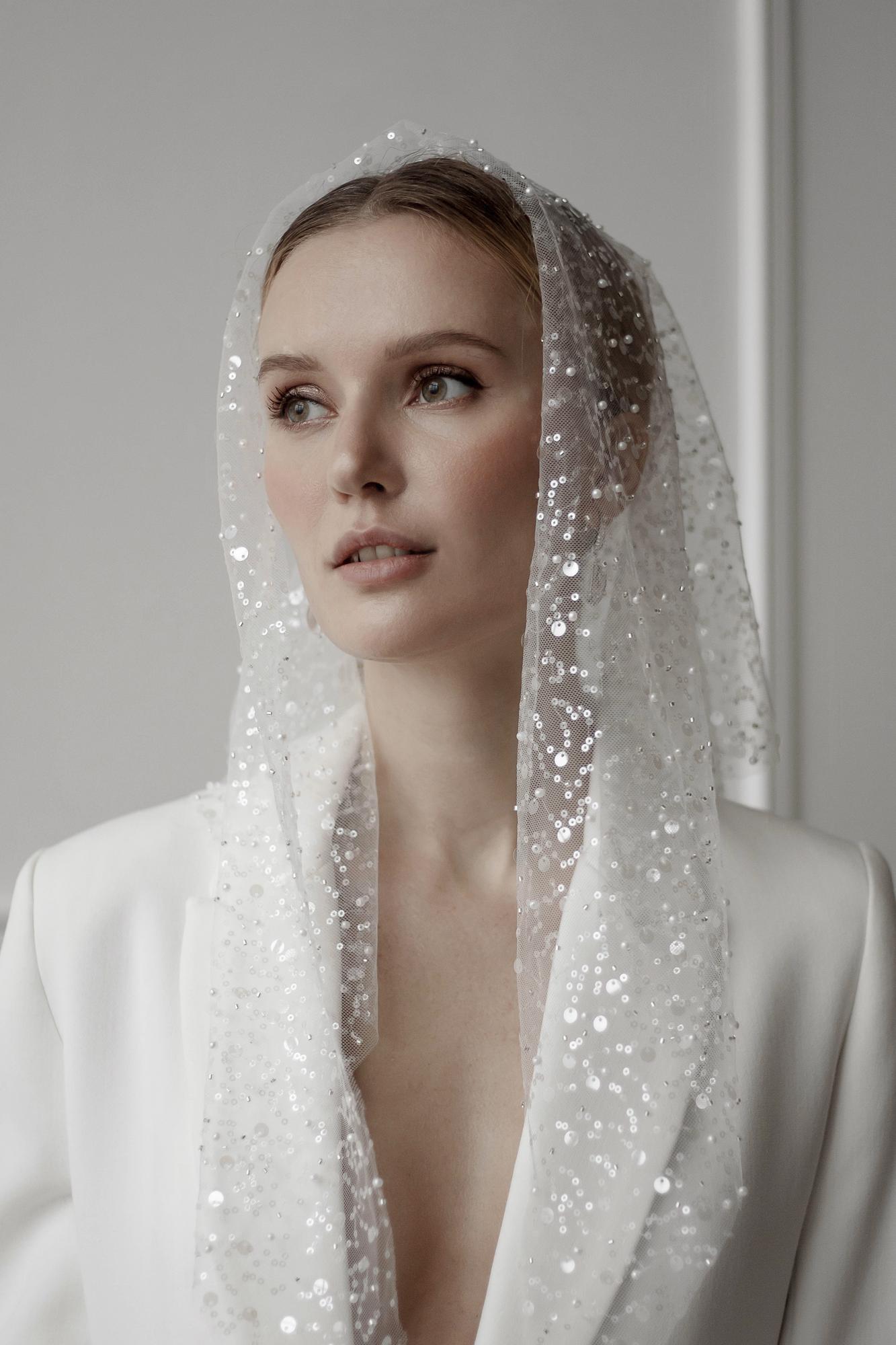 свадебная фата, фата невесты купить, косынка на свадьбу, косынка невесты, косынка с пайетками, свадебная косынка, трендовые аксессуары для невест