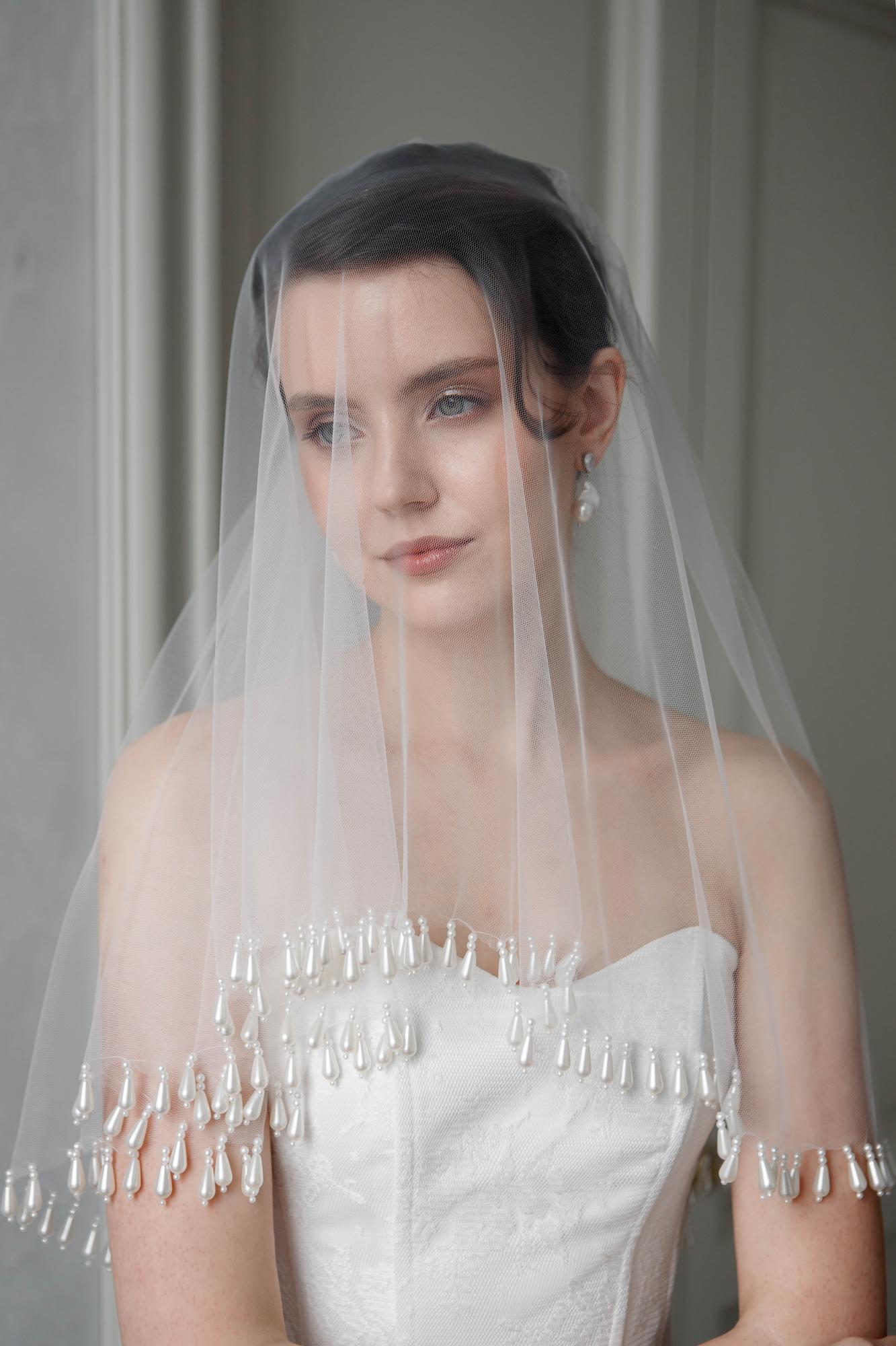 фата невесты, фата купить, фата короткая, фата с подвесками купить, свадебная фата спб, фата дизайнерская, фата ручной работы купить, какая фата в моде 2026, трендовая фата 2026