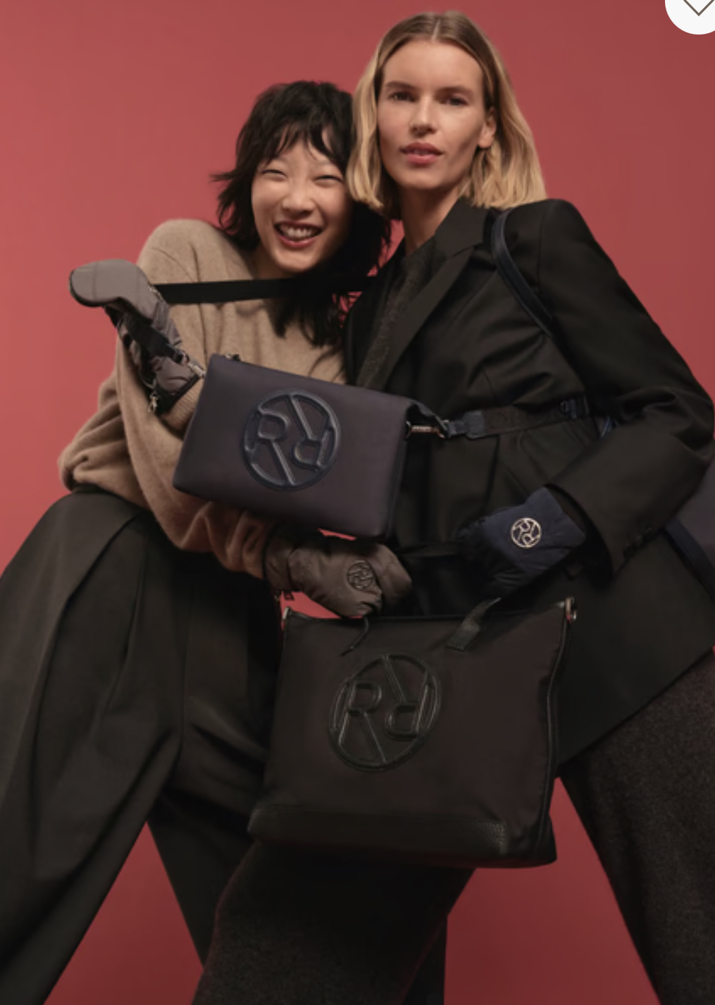 Стильные варежки ROECKL