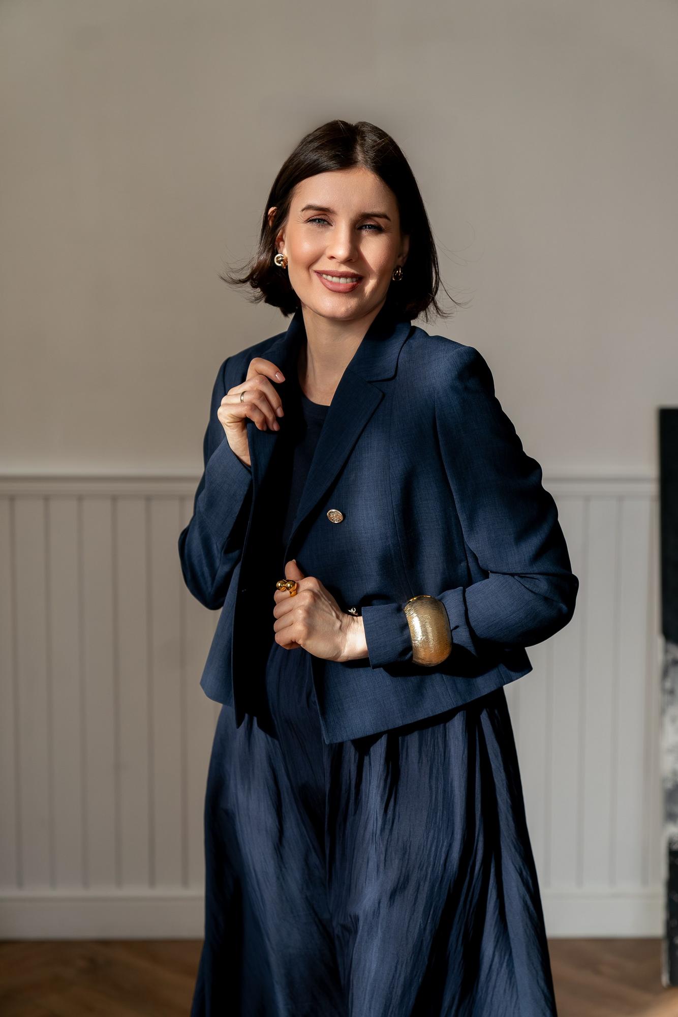 Жакет синий укороченный