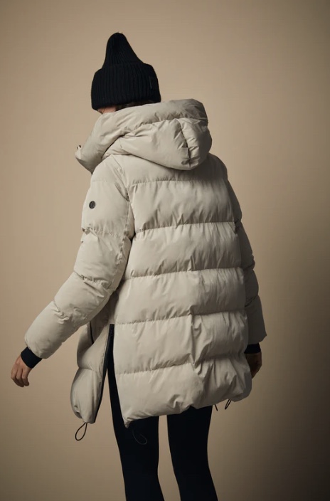 Пуховик ваниль