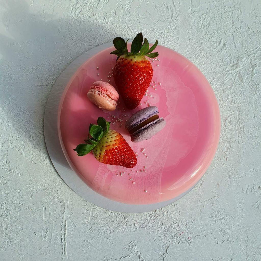 Торт "Йогурт-черника-смородина"