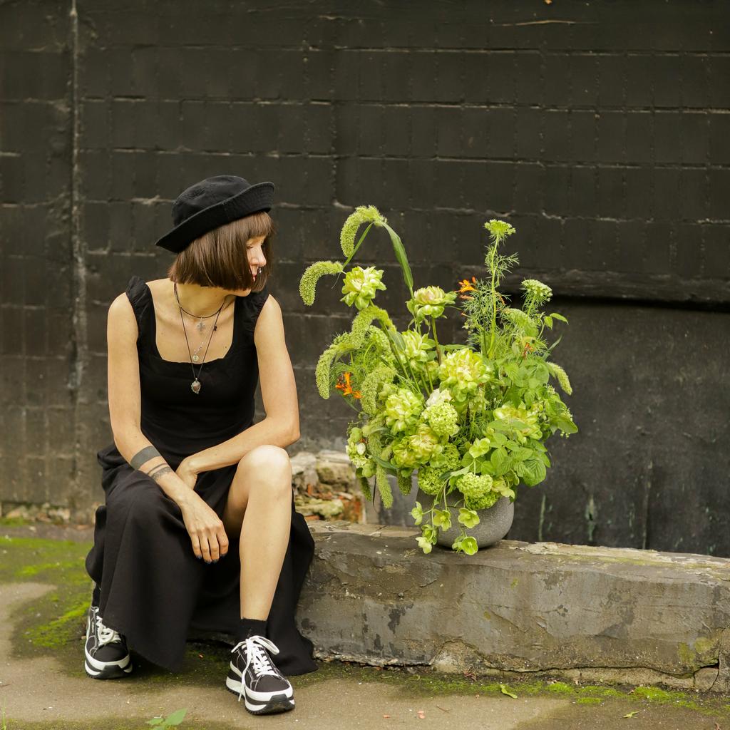 В кашпо № 11