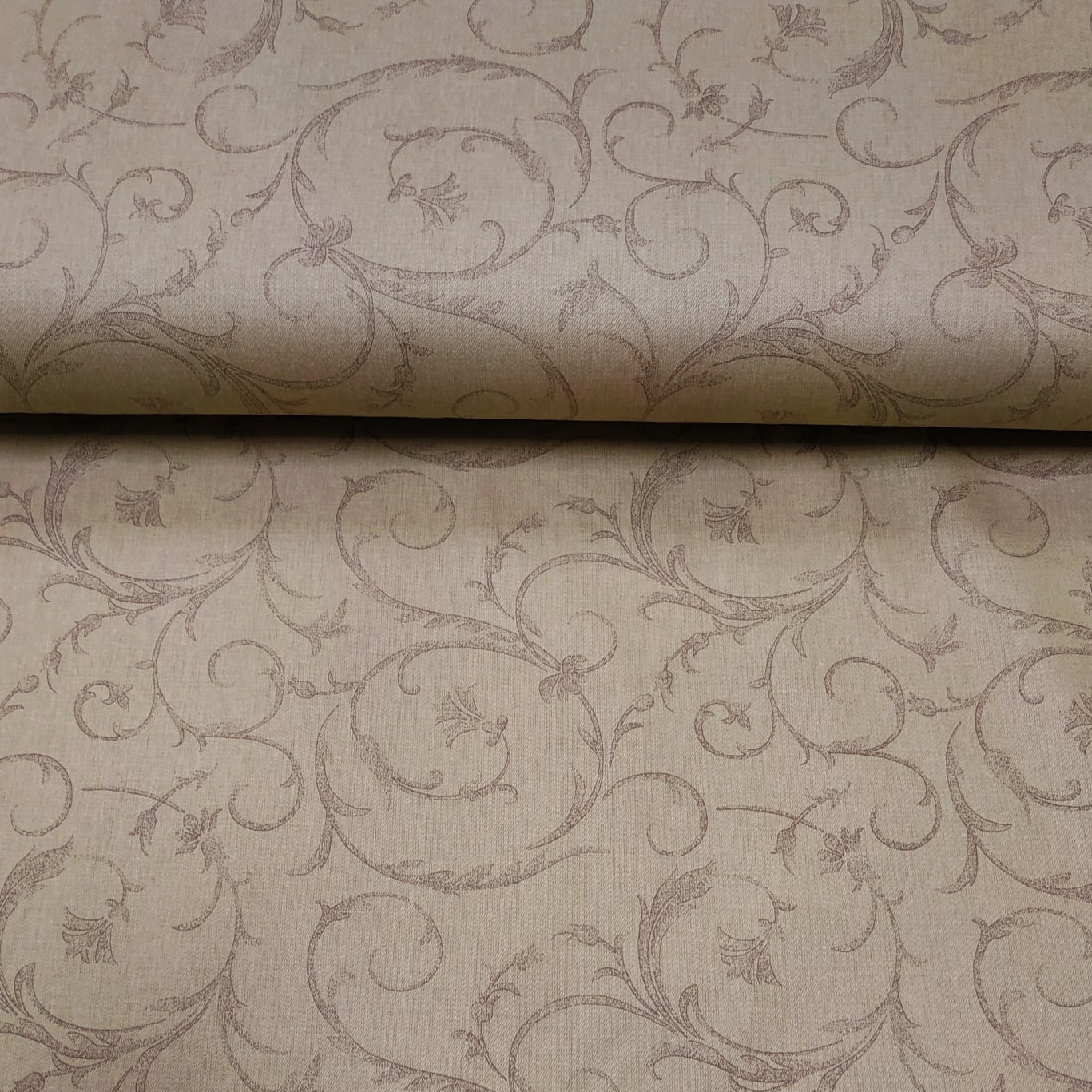 Ткань Завитки на кофейном фоне, 100% хлопок. Производство Беларусь.