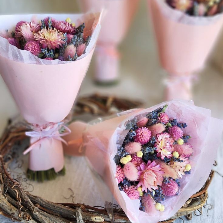 Букет-комплимент из Крымских сухоцветов, нежно-розовый