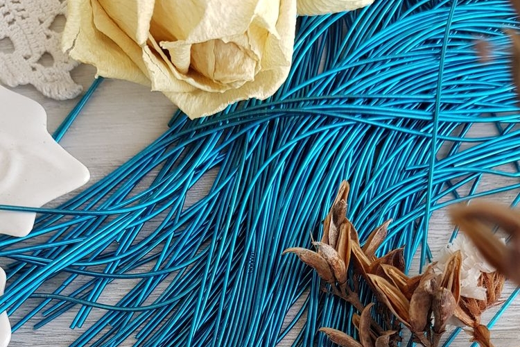 Канитель мягкая, гладкая, цвет - аквамарин.  Размер 1 мм