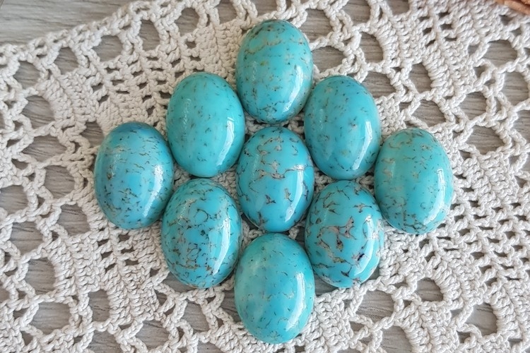 чешские кабошоны, стекло, цвет- под бирюзу, винтаж. Размер 18*13мм