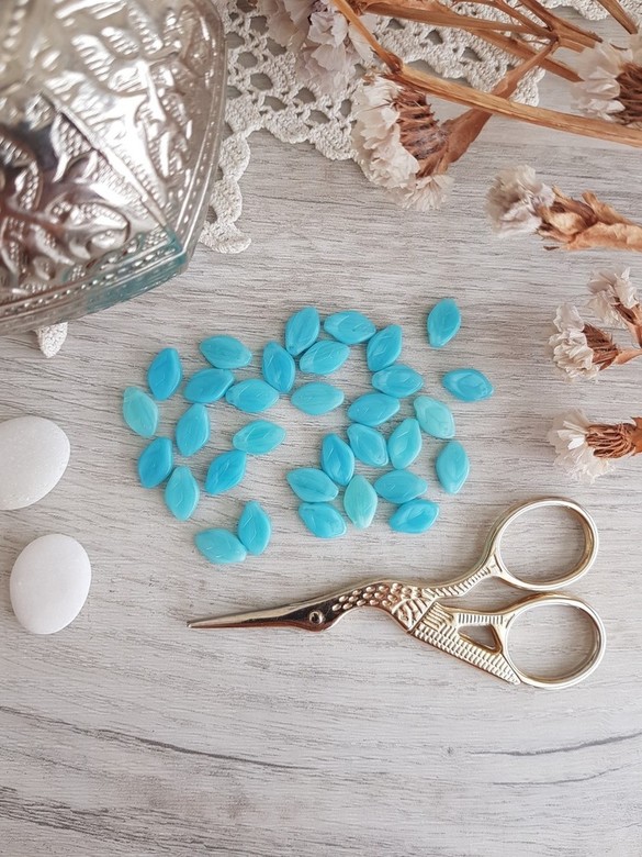 Бусины листочки (bl004)