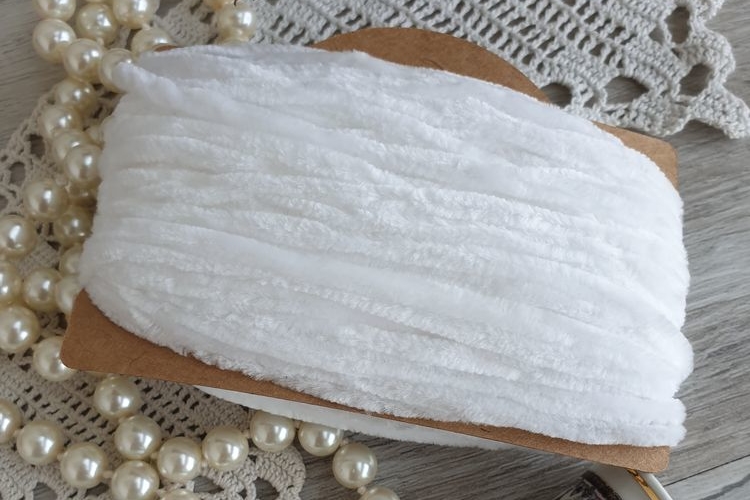 Синель белая (sin01)