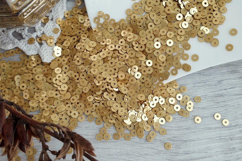 пайетки итальянские золотые