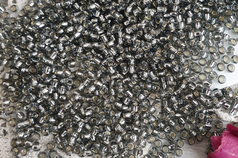 японский бисер тохо серебристый