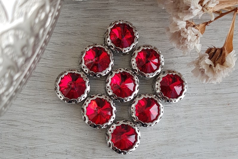 Кристаллы риволи 10 мм