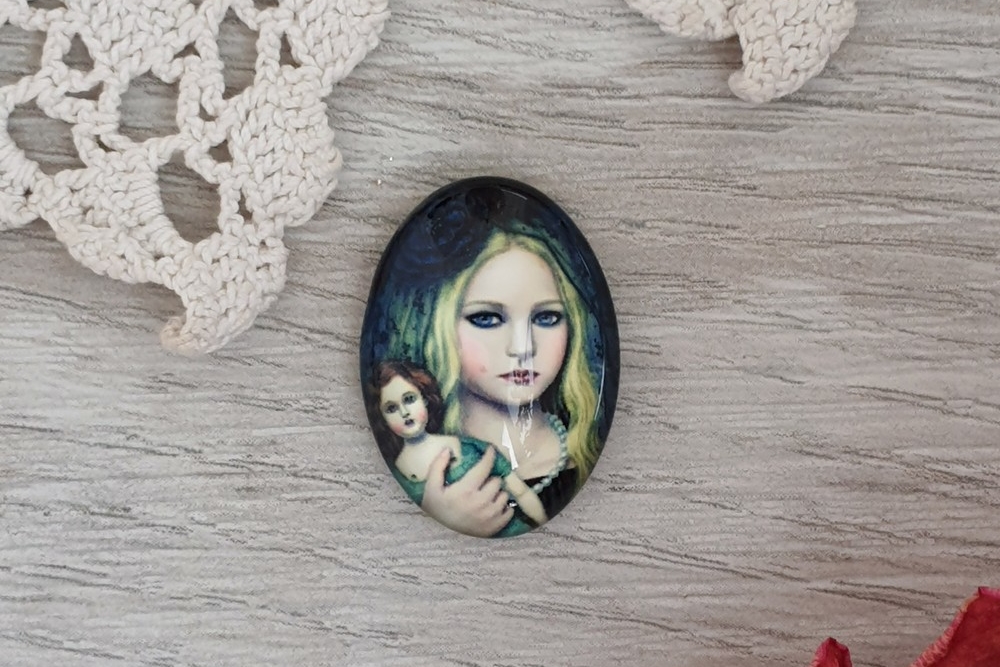 стеклянный кабошон