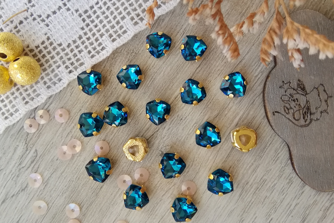 Кристаллы в оправ