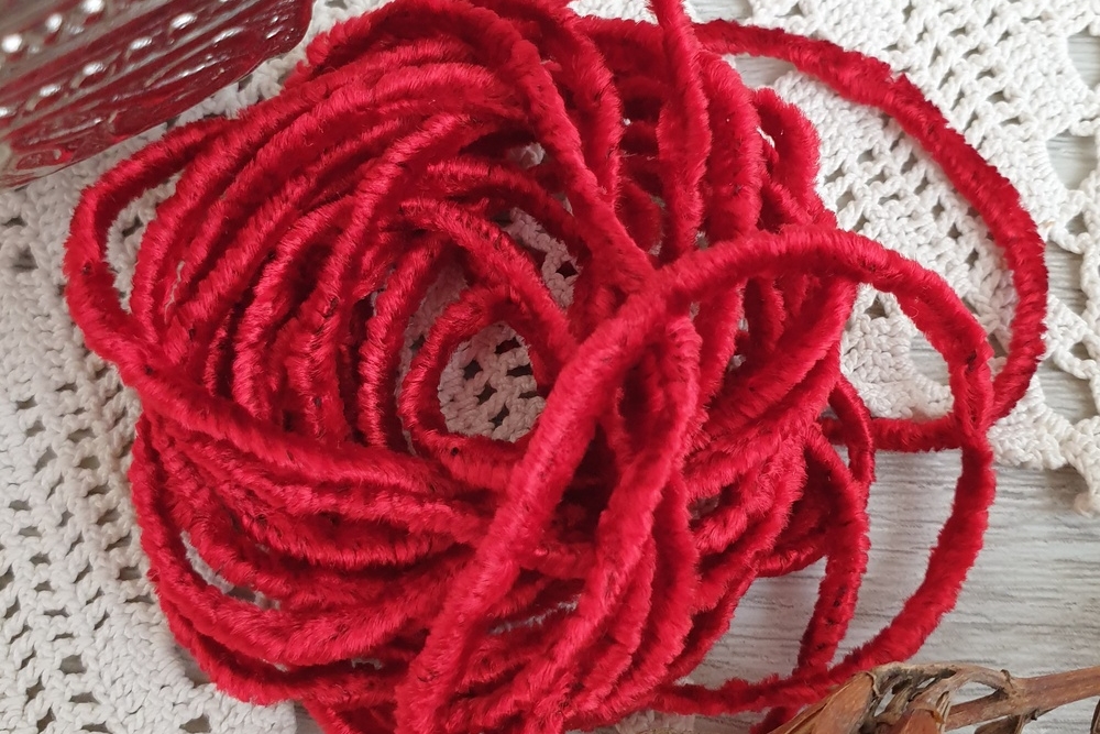 синель для вышивки