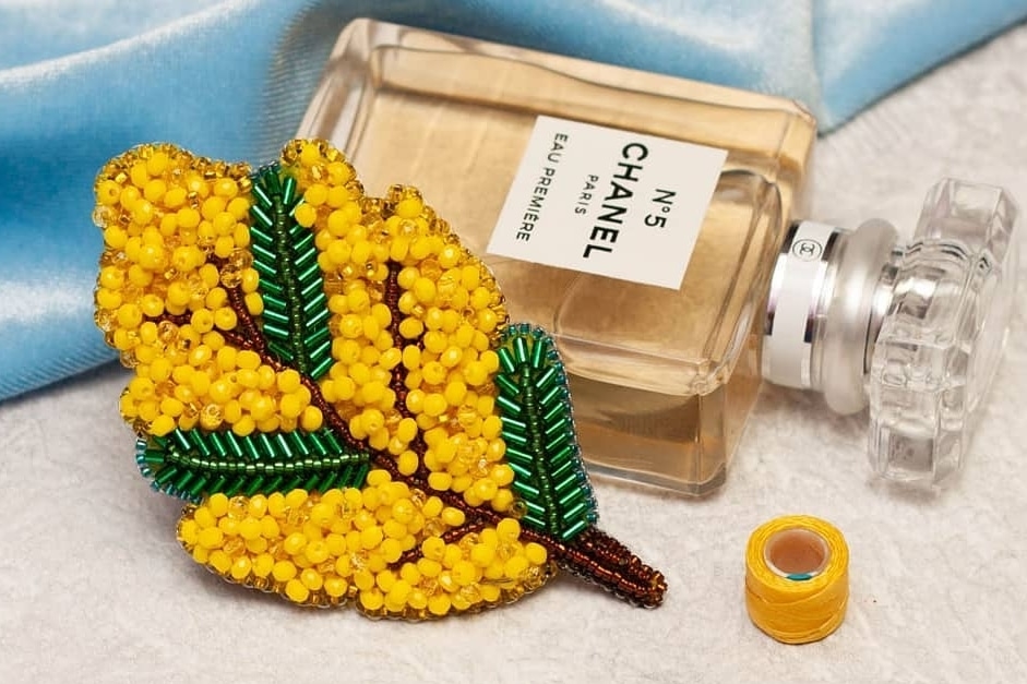 брошь мимоза