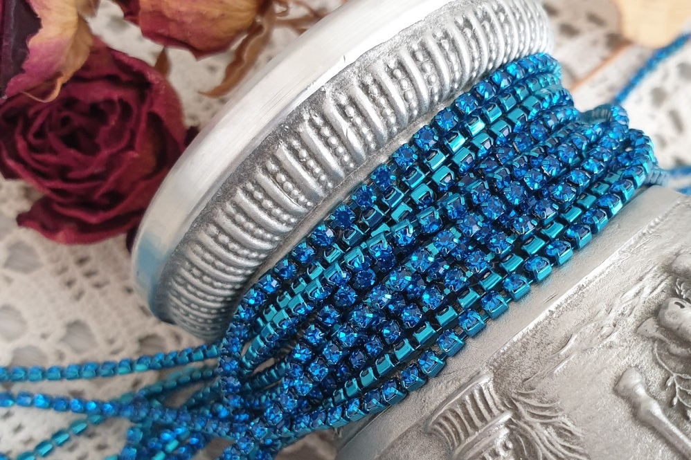 стразовая лента