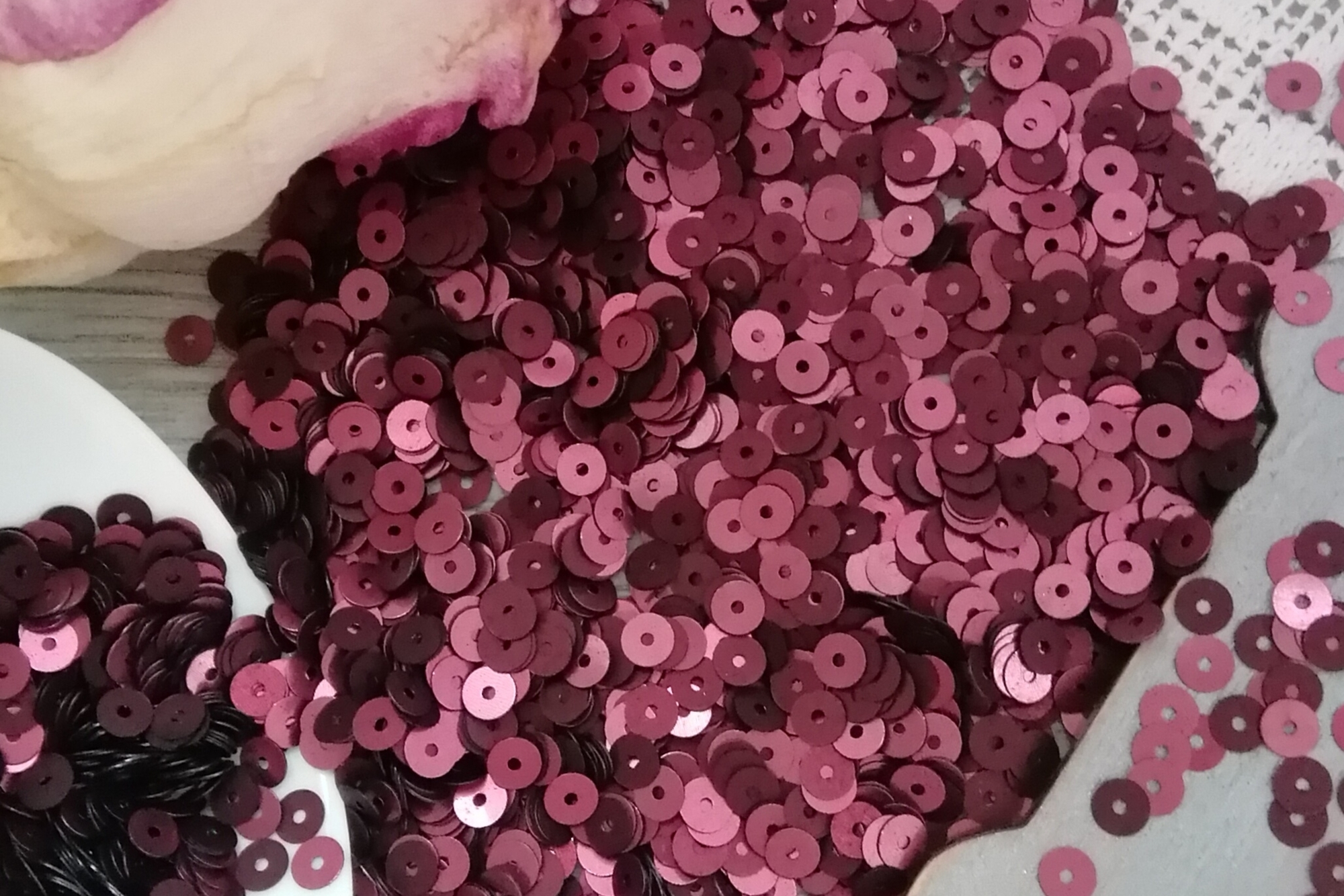 пайетки итальянские пайетки бордовые 4мм