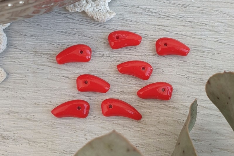 бусины клювы