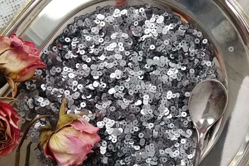 пайетки 3 мм плоские