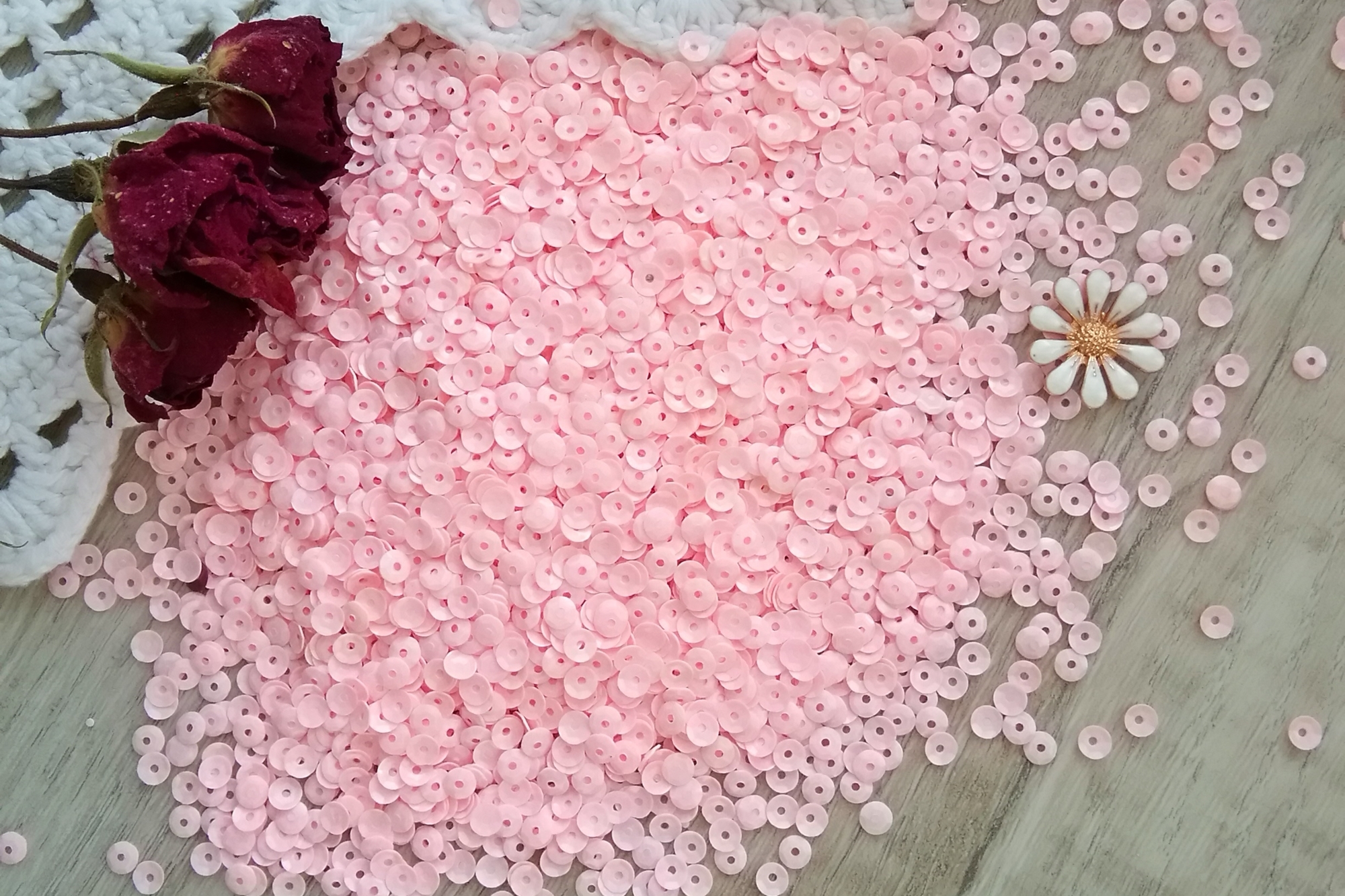 пайетки чаши розовые 4мм