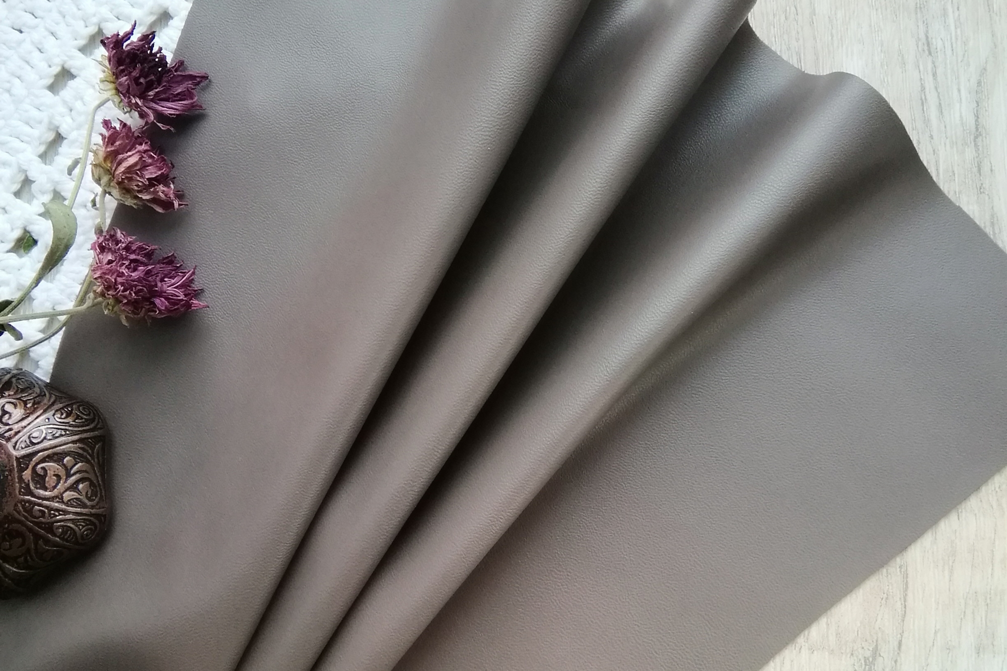 кожа искусственная серая