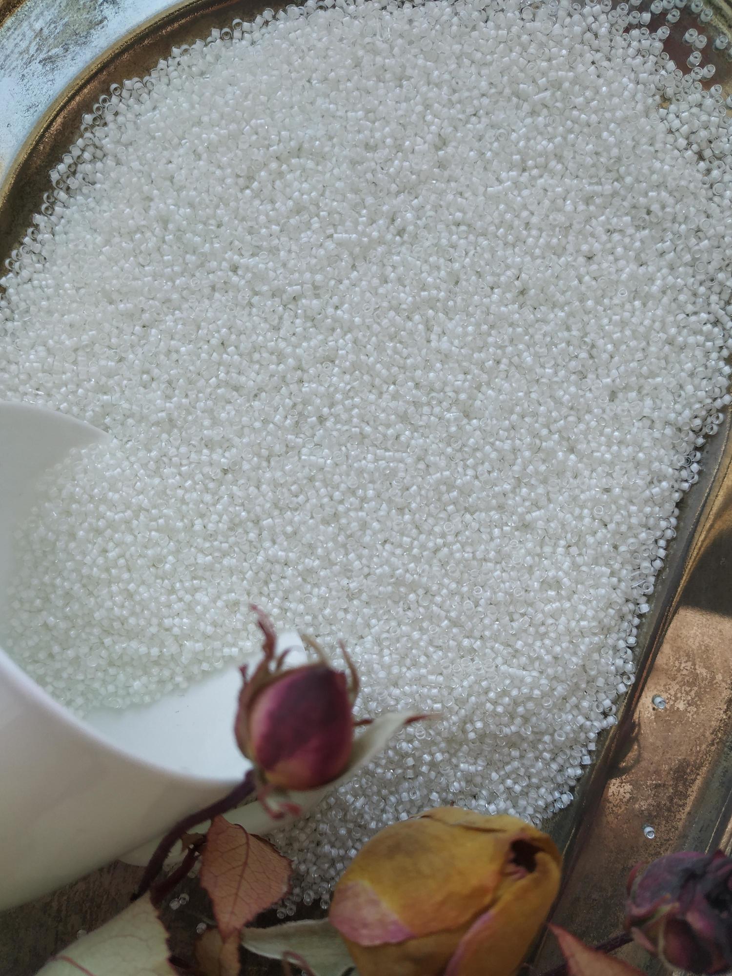 Бисер Toho Round 15/0 (bt15r981)