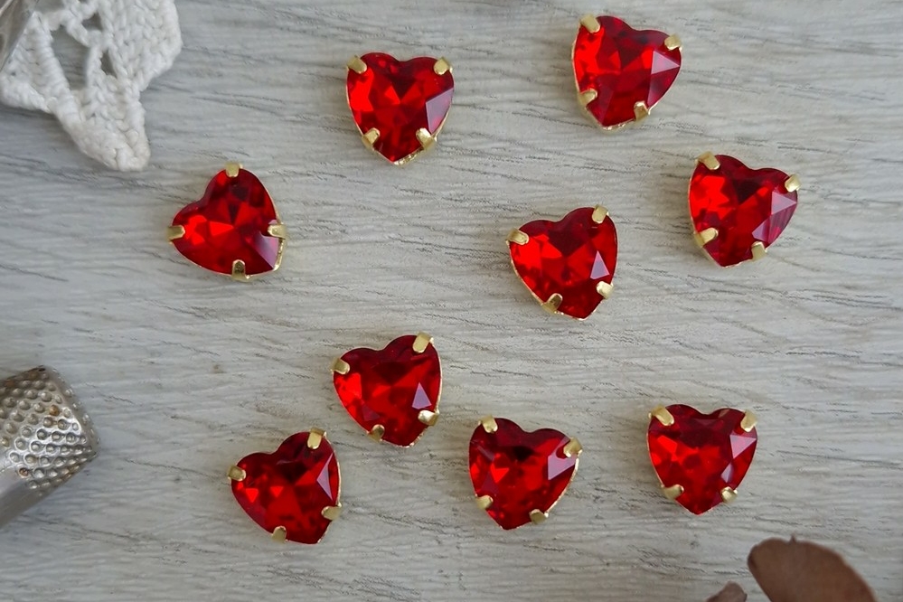 кристаллы в форме сердца