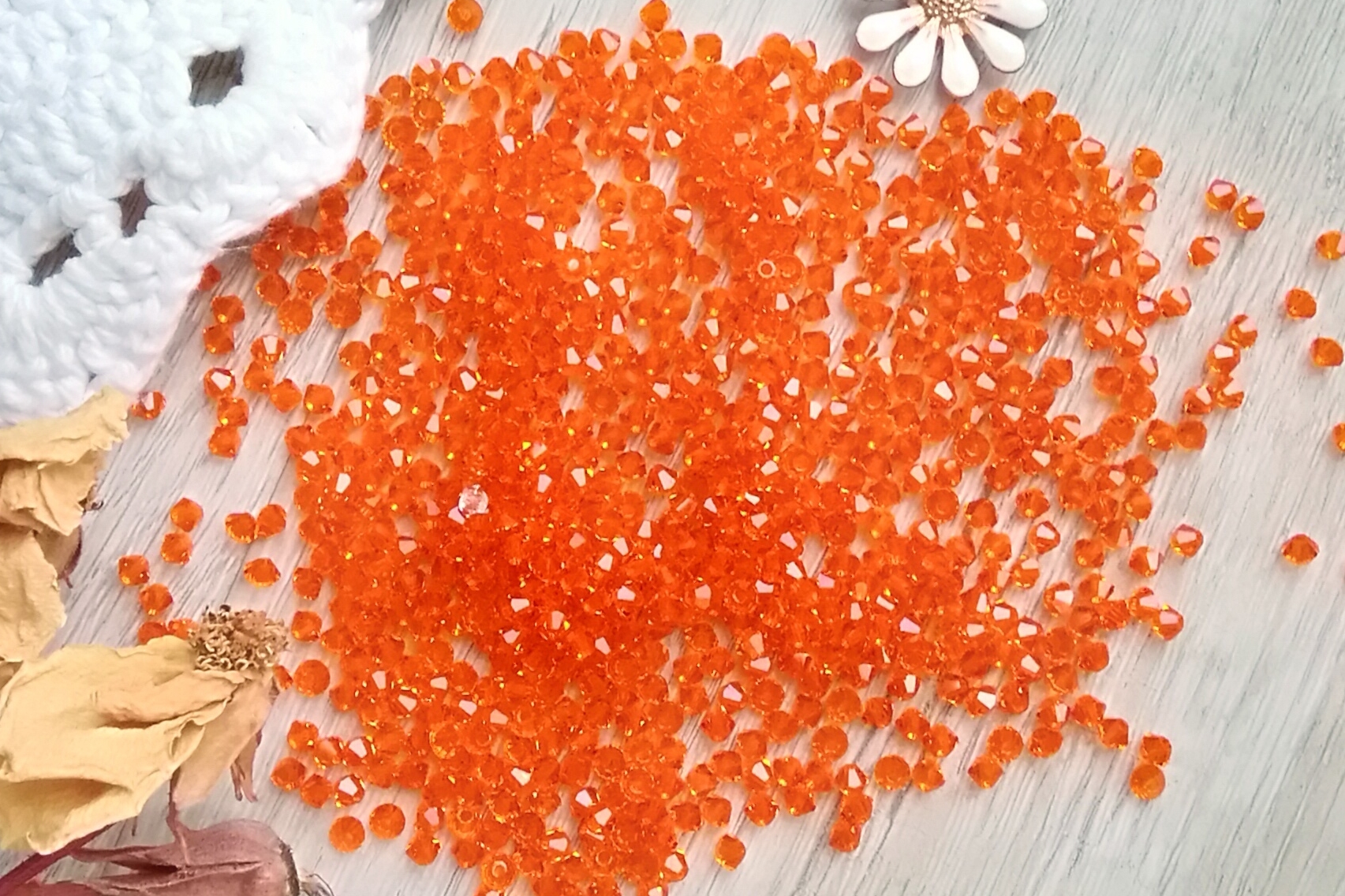 биконусы оранжевые SUN 3мм чешские precioza