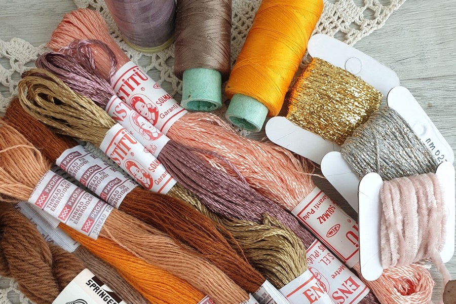 синель для вышивки