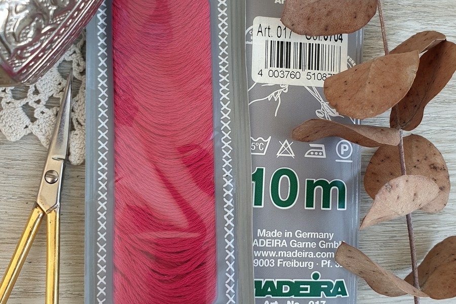 мулине madeira 0704