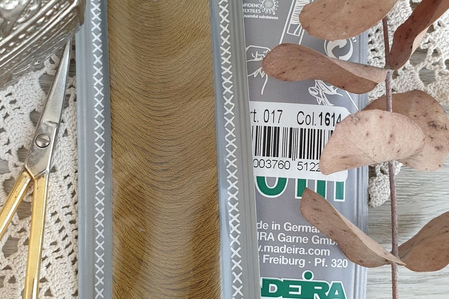 мулине madeira 1604