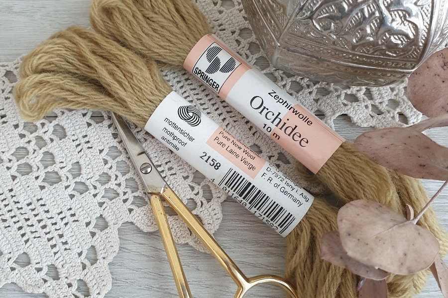 мулине шерстяное