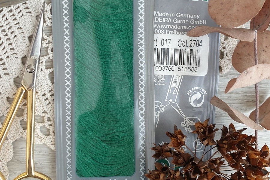 мулине madeira 2704