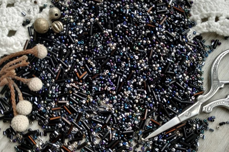 бисер чешский Preciosa черный