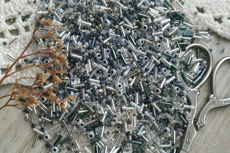 бисер чешский микс серый