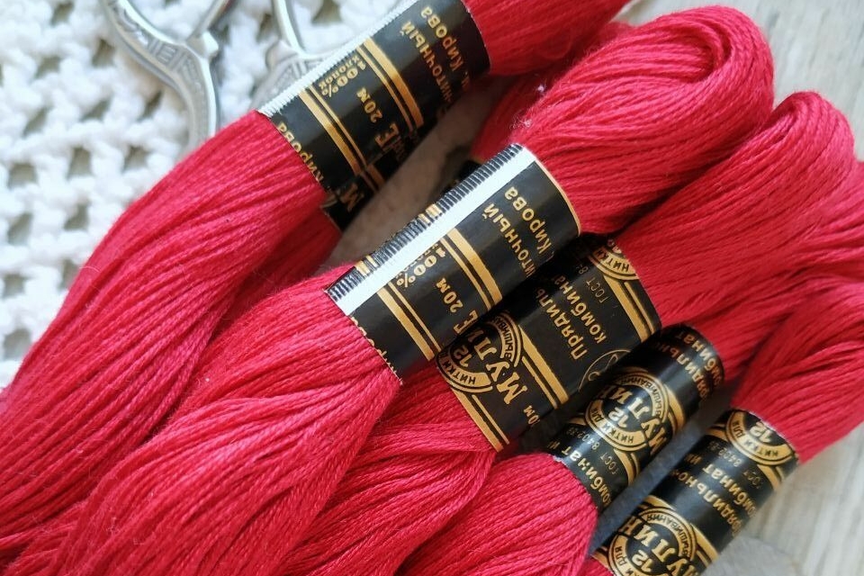 мулине кирова 0905 красный