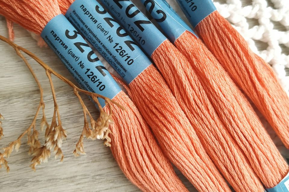 мулине Гамма 3202 оранжевый