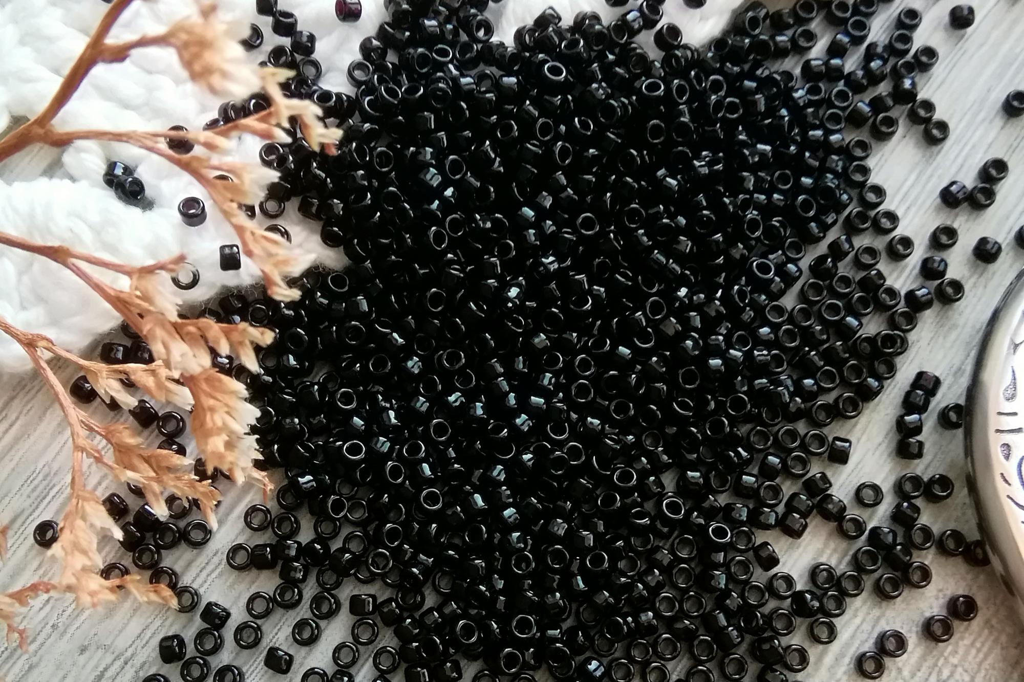 бисер Миюки Делика черный