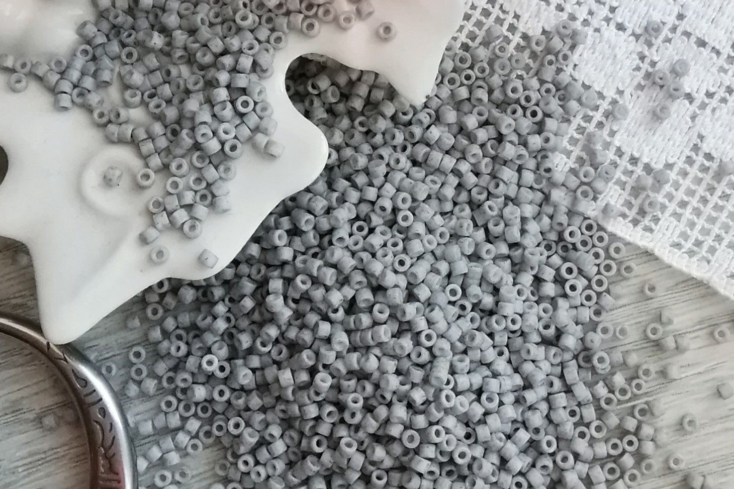 бисер миюки делика  серая купить