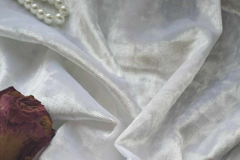 бархат белый мраморный трикотажный