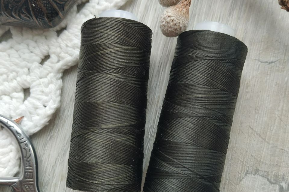 нтки капроновые бисерные тонкие зеленые