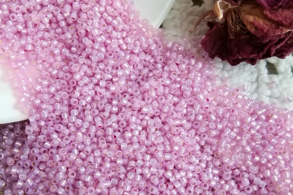 японский бисер Тохо розовый 2105
