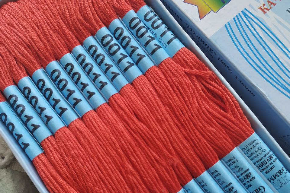 мулине гамма 0011 красный оранжевый