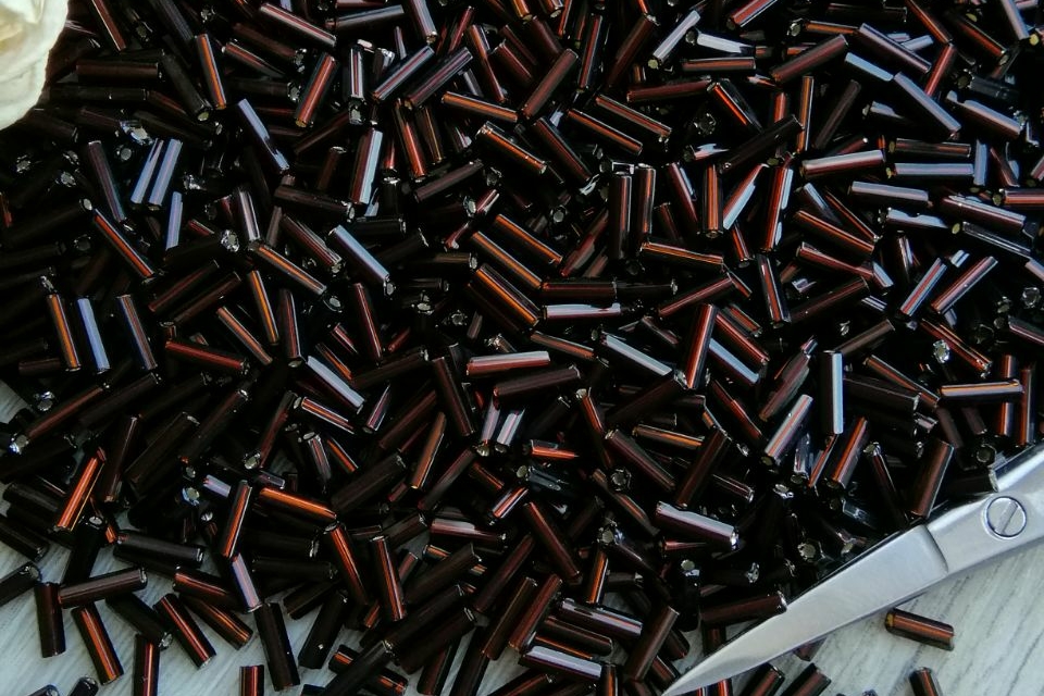 стеклярус Прециоза 7мм коричневый