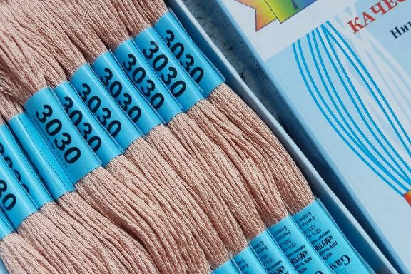 нити мулине хлопок Гамма 3021 телесный, бежевый